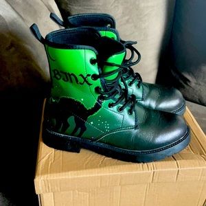 Binx from Hocus Pocus boots